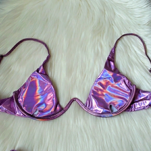 Sexy Triangle Underwire Bikini Set with High Cut - Picture 6 of 7